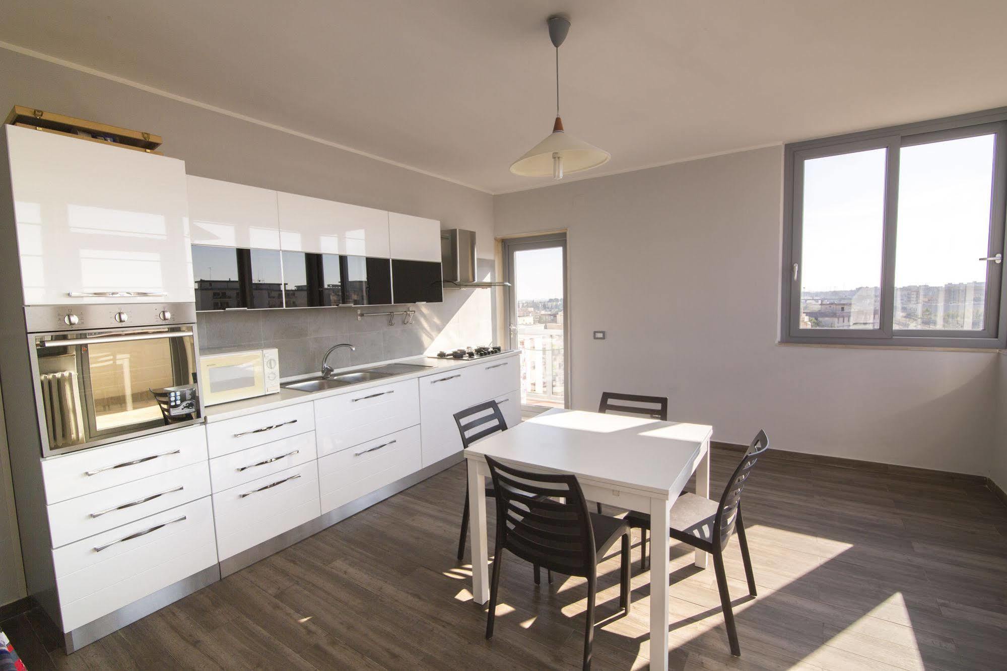Penthouse Station Luxury Suites & Apartment Brindisi Exterior foto